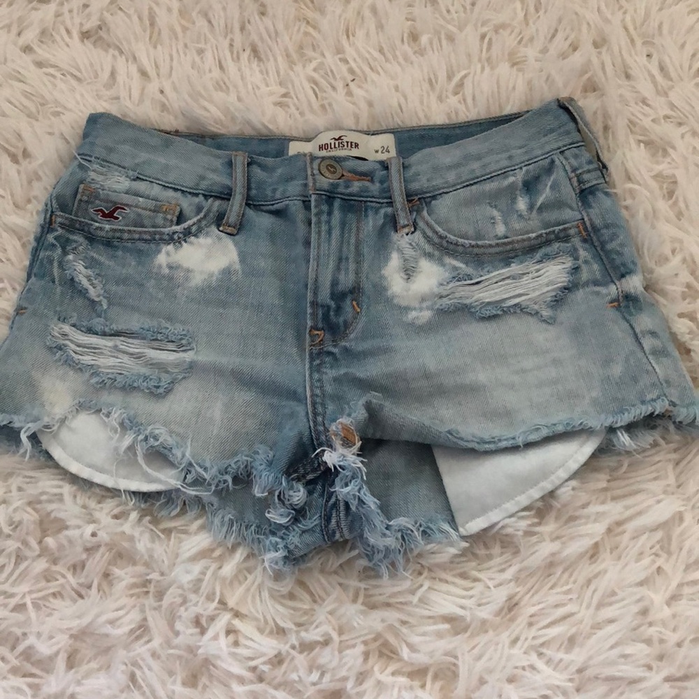 Hollister light wash shorts